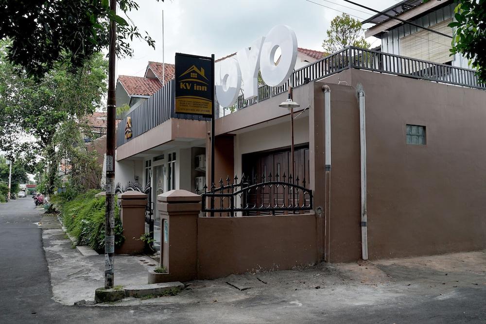 Koolkost Near Stadion Maguwoharjo Salakan エクステリア 写真